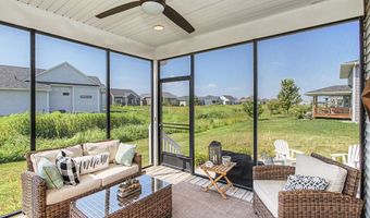 1408 Ledges Dr, Ames, IA 50010