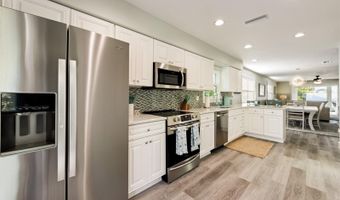 510 MAGNOLIA Ave, Anna Maria, FL 34216