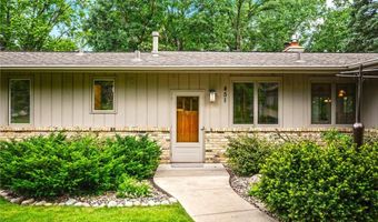 451 Reflection Rd, Apple Valley, MN 55124