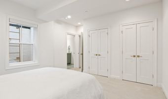 6213 DAHLONEGA Rd, Bethesda, MD 20816