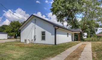 522 W 2nd St, Baxter Springs, KS 66713