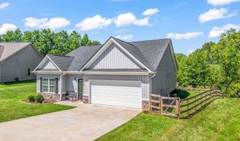 372 Highland Pointe Dr, Alto, GA 30510