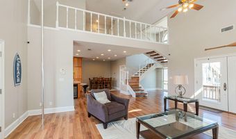 11057 Idaho St, Bay St. Louis, MS 39520