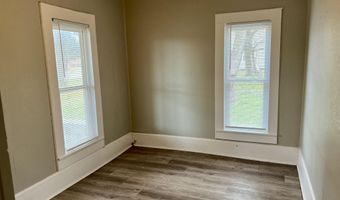 203 W High St, Alba, MO 64830