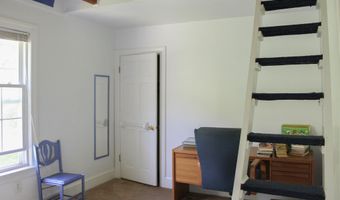 117 Blackstrap Rd, Falmouth, ME 04105