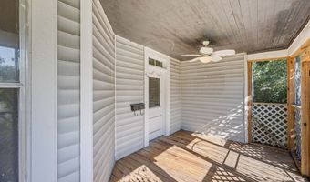 414 S Hutchinson Ave, Adel, GA 31620