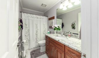 765 Spring Hill Farm Dr, Ballwin, MO 63021