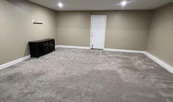 1 LONNIE Ct, Bear, DE 19701