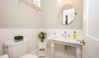 153 Finn Hollow Ln, Advance, NC 27006