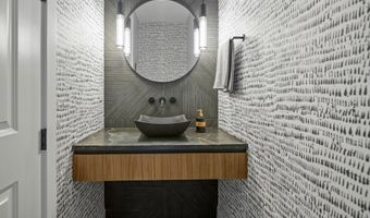 12435 SW SILVERTIP St, Beaverton, OR 97007