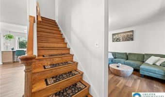 3146 Club Dr, Allentown, PA 18103