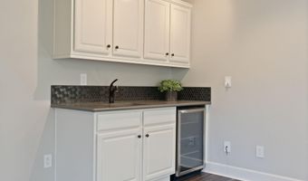 20421 Aberdeen Dr, Bend, OR 97702