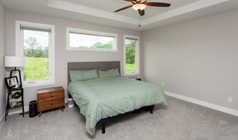 625 Meadow Rd, Adel, IA 50003
