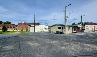 4 Green St, Athens, TN 37303