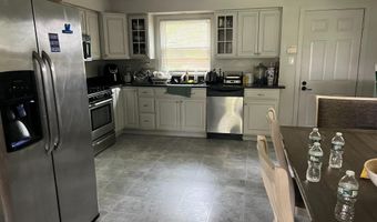 126 FAIRFAX Dr, Cinnaminson, NJ 08077