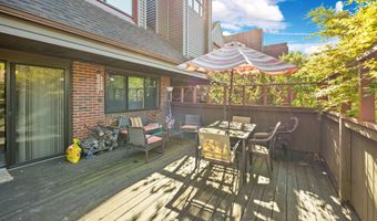 64 Montoya Dr 64, Branford, CT 06405