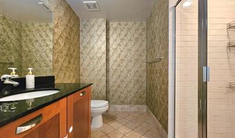2451 MIDTOWN Ave 219, Alexandria, VA 22303