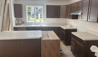 319 Chester Knoll Dr, Bennington, VT 05201