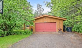 2720 Parkway Ct, Wisconsin Rapids, WI 54494