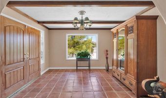 19955 Chickasaw Rd, Apple Valley, CA 92307