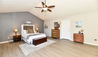 1174 Red Dunes Run, Avon, IN 46123