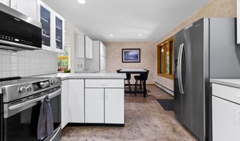 32 Beech Hill Rd, Campton, NH 03223