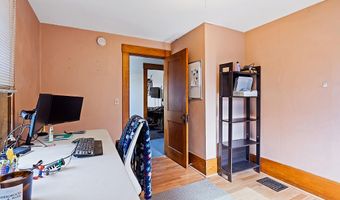 157 Riverside Dr, Augusta, ME 04330