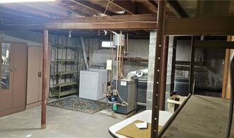 5 Booth Ave, East Providence, RI 02915