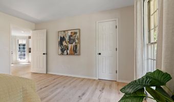 1121 COLONIAL Dr, Alabaster, AL 35007