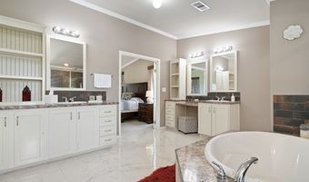 2319 Smith Rd, Aransas Pass, TX 78336