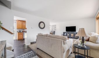 7370 Devinney Ct, Arvada, CO 80005
