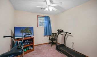 1315 Lake Dr, Ashland, OH 44805