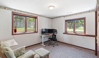 3124 Greenwood Rd, Ames, IA 50014