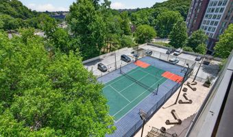 5300 COLUMBIA Pike 701, Arlington, VA 22204