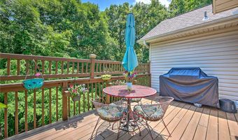 3 Buckfast Ln, Bella Vista, AR 72714