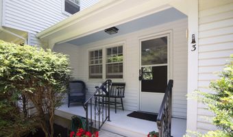 3 Deerfield Dr, Clinton, CT 06413