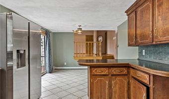 2 Huckleberry Rd, Coventry, RI 02816