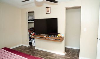 321 Mae Ln, Baxley, GA 31513