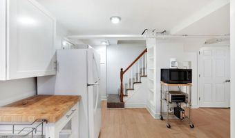 3113 44TH St NW, Washington, DC 20016