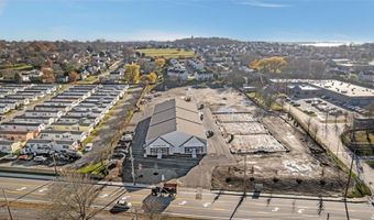 300 Coddington Hwy 208, Middletown, RI 02842