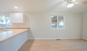 399 Breezy Way NE, Albany, OR 97322