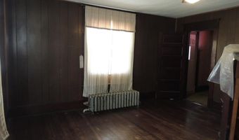 401 S Third St, Altamont, IL 62411