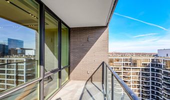 1781 N PIERCE St 1404, Arlington, VA 22209