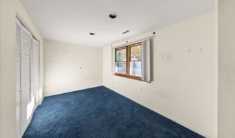 71 Panorama Dr, Alloway, NJ 07461