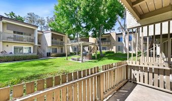 432 Edgehill Ln 145, Oceanside, CA 92054