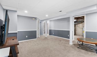 324 Buttermere Ln, Amherst, OH 44001