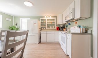 5523 Oak Grove Rd, Woodlawn, VA 24381