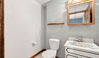 8 Bean Hill Rd, Belmont, NH 03220