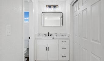 21225 Lone Eagle, Apple Valley, CA 92308