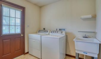 12 KIMMIE Ct, Bear, DE 19701